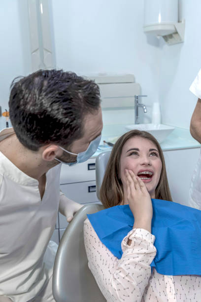Best Emergency Tooth Extraction  in Luling, TX